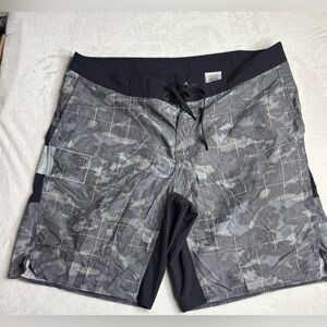 Reebok Black and Gray Patterned Board Shorts